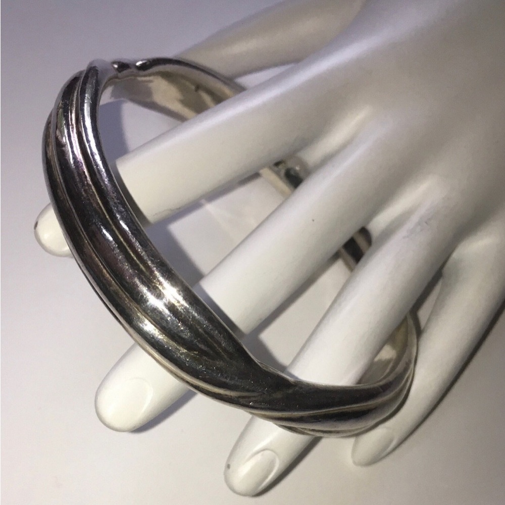 Bold 925 Sterling Silver Twisted Cable Round Statement Bangle Bracelet